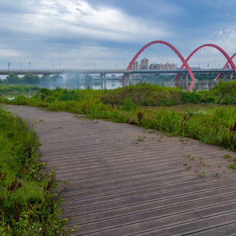 How Does Bamboo Decking Age Outdoor？