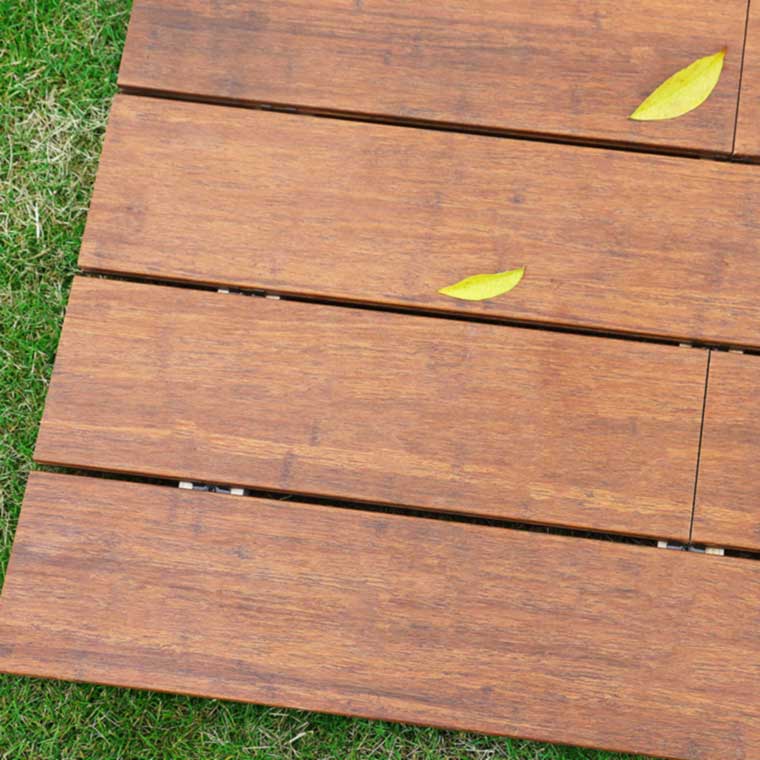 What are the benefits of using bamboo for construction?