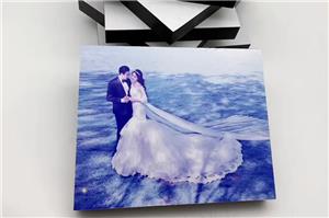 Elegant and Versatile Desktop Collage Frame with Frame