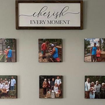 Small picture frames for wall Mount