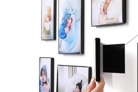 Magnetic Hanging Picture Frame