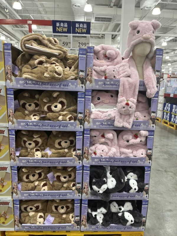 shoes display shoes display