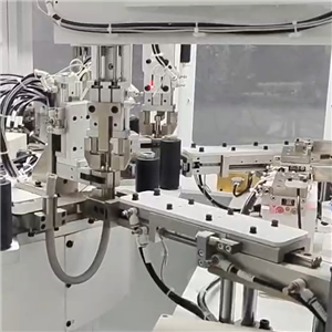 自動フレキシブルサニタリーホース組立機