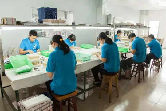 فرق مراقبة الجودة