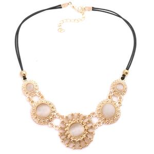 Colier de guler de aur pentru femei