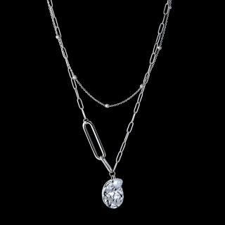 Многослойна огърлица със сребърна верижка за жени