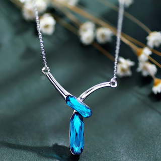 Silver Crystal Clover Pendant Rope Chain Necklace