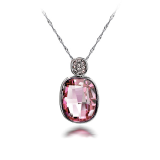 Изящно колие с верижка с висулка от злато и рубин