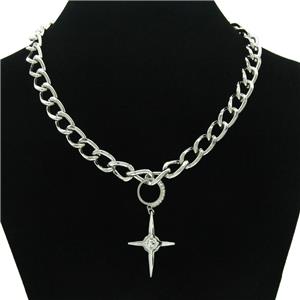 قلادة سلسلة بتصميم صليب فضي للرجال