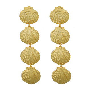 أقراط متدلية متقاطعة