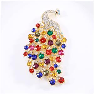 Брошка с диамантен паун за рокля