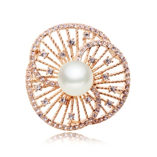 Dámské šperky s brožovou broží s perlou