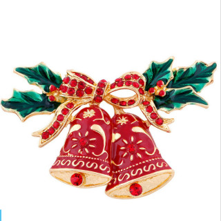 Kerstspelden en broches