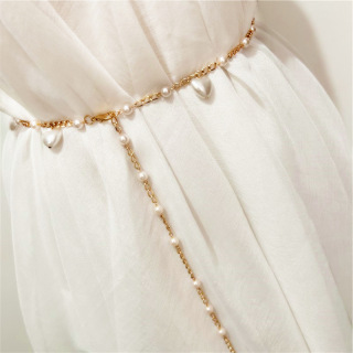 سلسلة مجوهرات على شكل سلسلة الخصر للسيدات من اللؤلؤ الذهبي