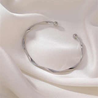 Braccialetti alla moda in oro per donna