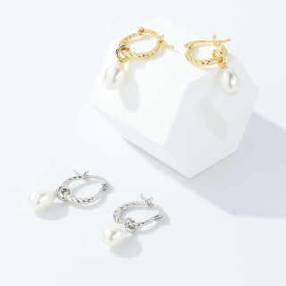 Модни обеци