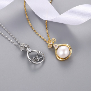 Дамско златно колие с истински сладководни перли