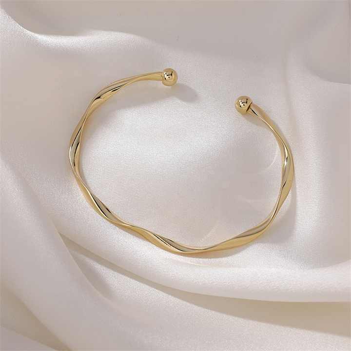 fashion bracelets