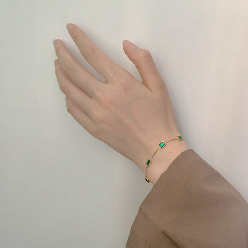 emerald bracelet