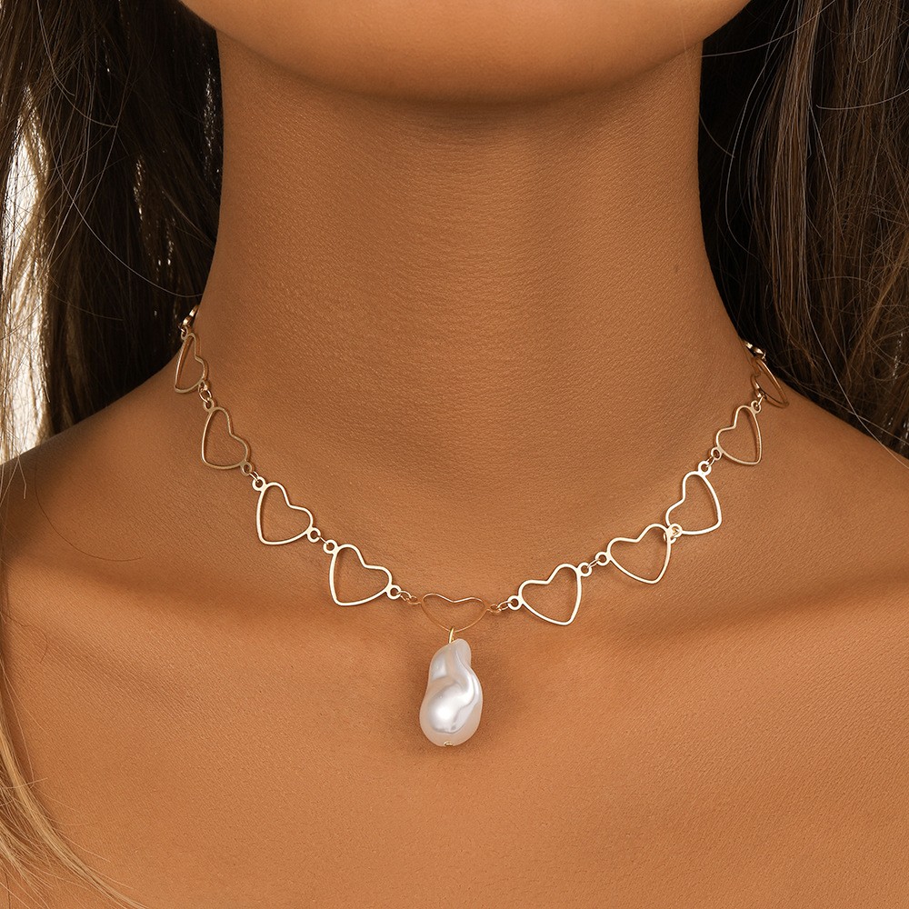 pearl pendant