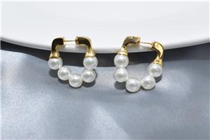 أقراط لؤلؤ المياه العذبة الطبيعية أقراط نسائية عصرية أقراط مصنوعة يدويًا من اللؤلؤ