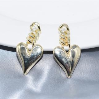 Элегантные серьги-гвоздики в форме сердца в стиле панк для женщин, блестящие гладкие металлические серьги золотого цвета, ювелирные изделия