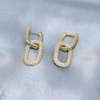 أقراط جديدة مطلية بالذهب عيار 18 قيراط مقاومة للماء مصنوعة من الفولاذ المقاوم للصدأ ومضادة للحساسية بتصميم هندسي على شكل دائرة وخالية من التشويه