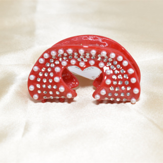 Висококачествени 2024 г. Луксозни тематични аксесоари за коса за Свети Валентин Bling кристал Мънистен Устна сърце Форма Ацетат коса Нокът Щипки