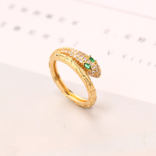 النمط الكلاسيكي 18K الذهب مطلي مجوهرات مكعب زركونيا الأحجار الكريمة خواتم الزفاف النساء