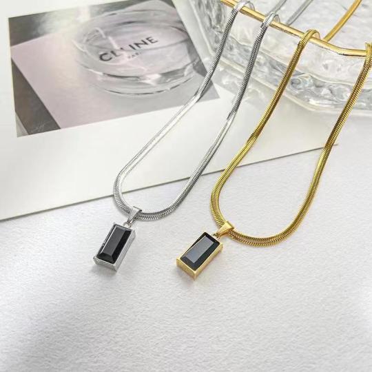 Trendiga smycken Cubic Zirconia Halsband Guld Rostfritt stål Vattentät platt ormkedja rektangel diamanthängande halsband