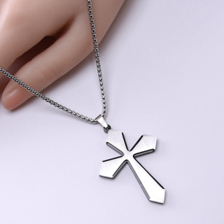 Nouveau collier Double croix brossé en acier inoxydable, galvanoplastie européenne et américaine, atmosphère bicolore, Style Simple