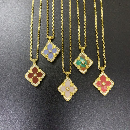 Personalisierte Emaille-China-Schmuck-Edelstahl-Vierblatt-Charm-Halskette für Frauen