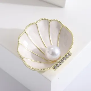 Elegante smykker tilbehør emalje brosje pins perle shell brosjer for kvinner dekorasjon