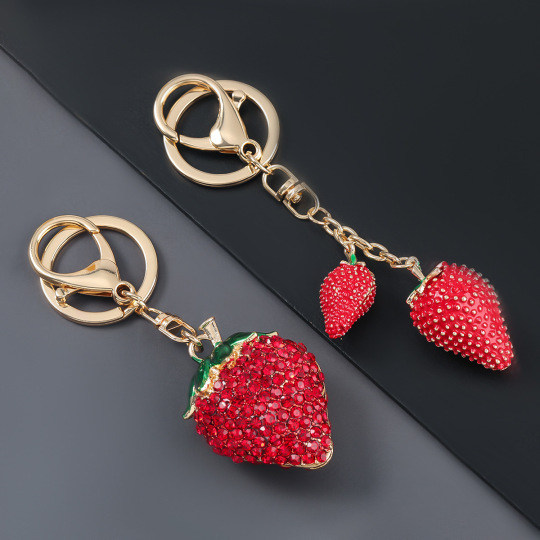 Accesoriu de moda auriu Vopsea din aliaj forma de capsuni Breloc Cadou Breloc geanta pandantiv cadouri de promovare