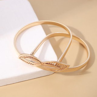 Моден дамски златен кльощав метален колан за талия Златен колан с катарама с три цветя Еластичен колан с метална верига за рокля