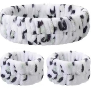 3-teiliges Set mit Gesichtswasch-Stirnband und Armband