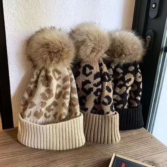 2024 hot salg leopardprint kvinder hue pels ball pom poms vinter hat til kvinder pige 's hat