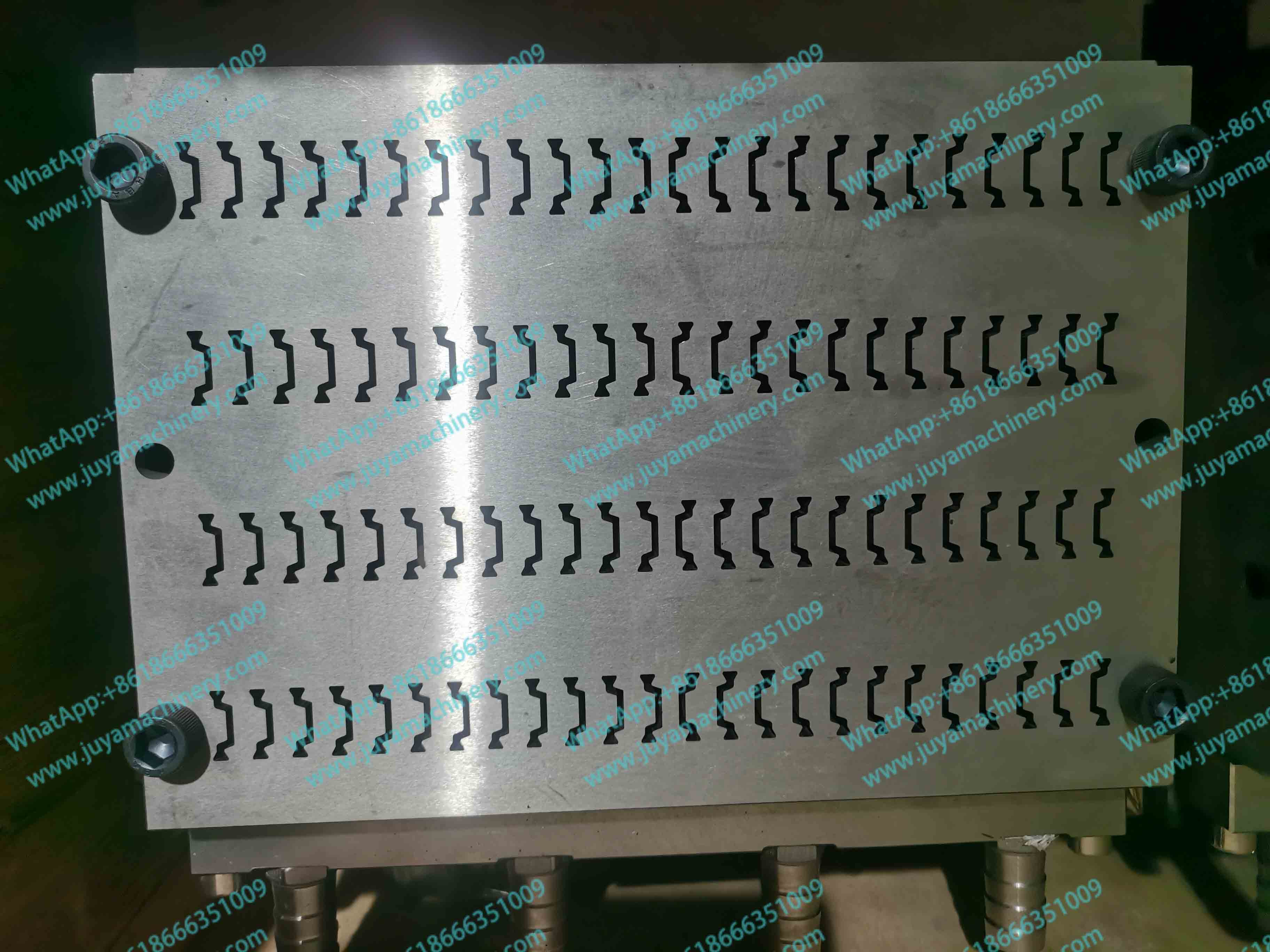 PA66 EXTRUSION TOOLING