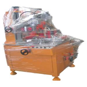 MOLETEADORA DE PERFILES DE ROTURA TÉRMICA