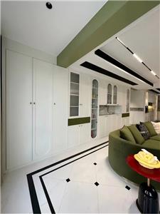 What is the New French Style?