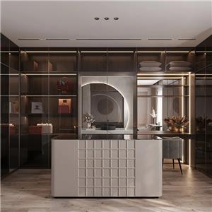 How big should a person's walk in closet cabinet be?