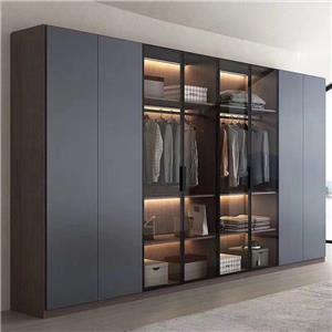 Is a fixed wardrobe better than a freestanding wardrobe?