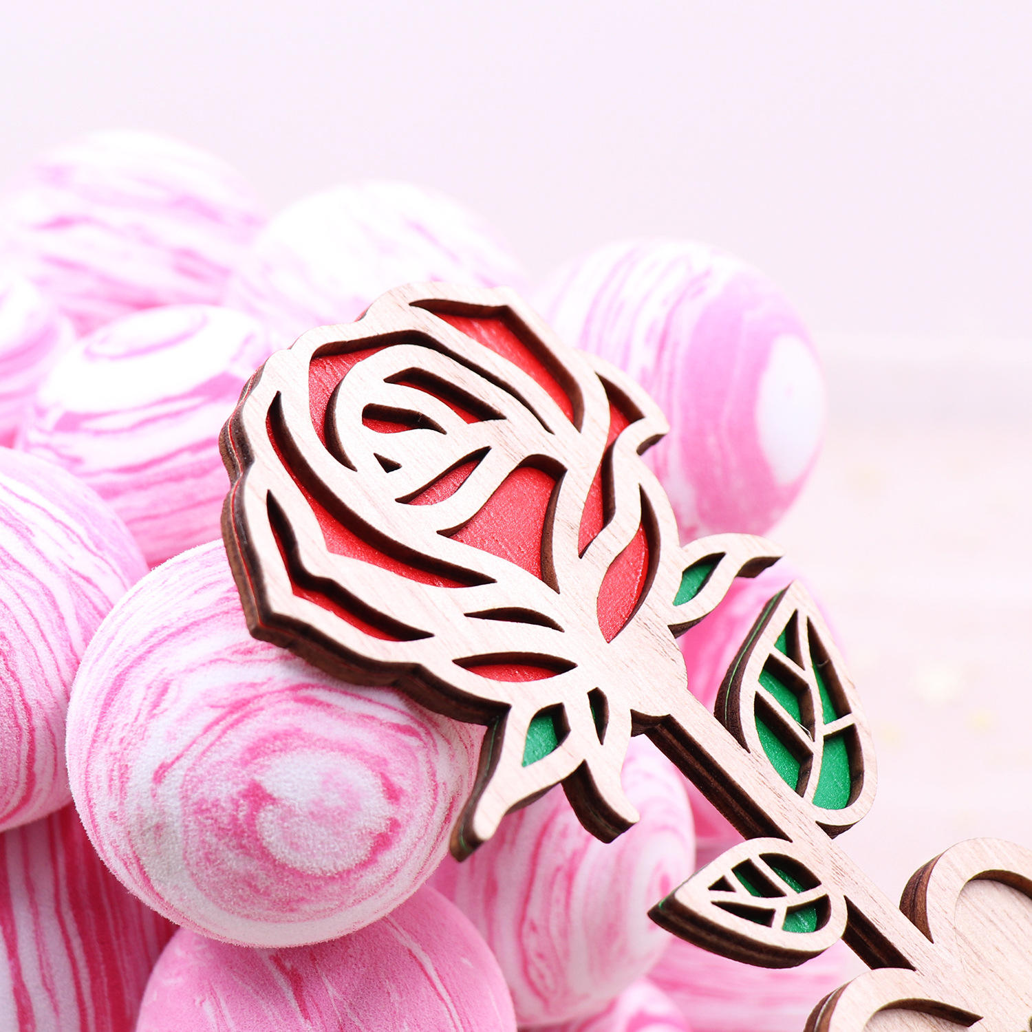 Valentine's Day Gift Wooden Rose Ornament