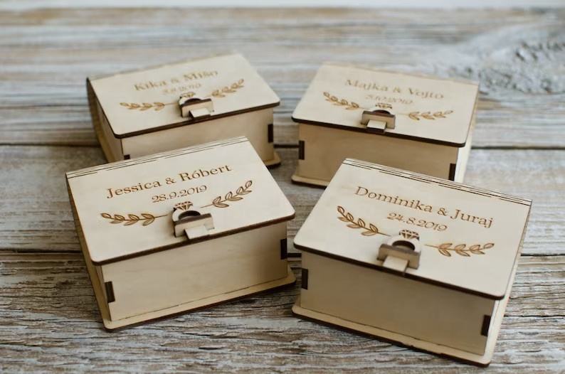 Romantic Handmade Wooden Heart-shaped Plaque Gift For Your Girlfriend