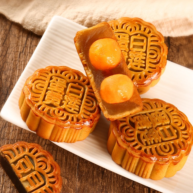 Mid-autumn mooncake