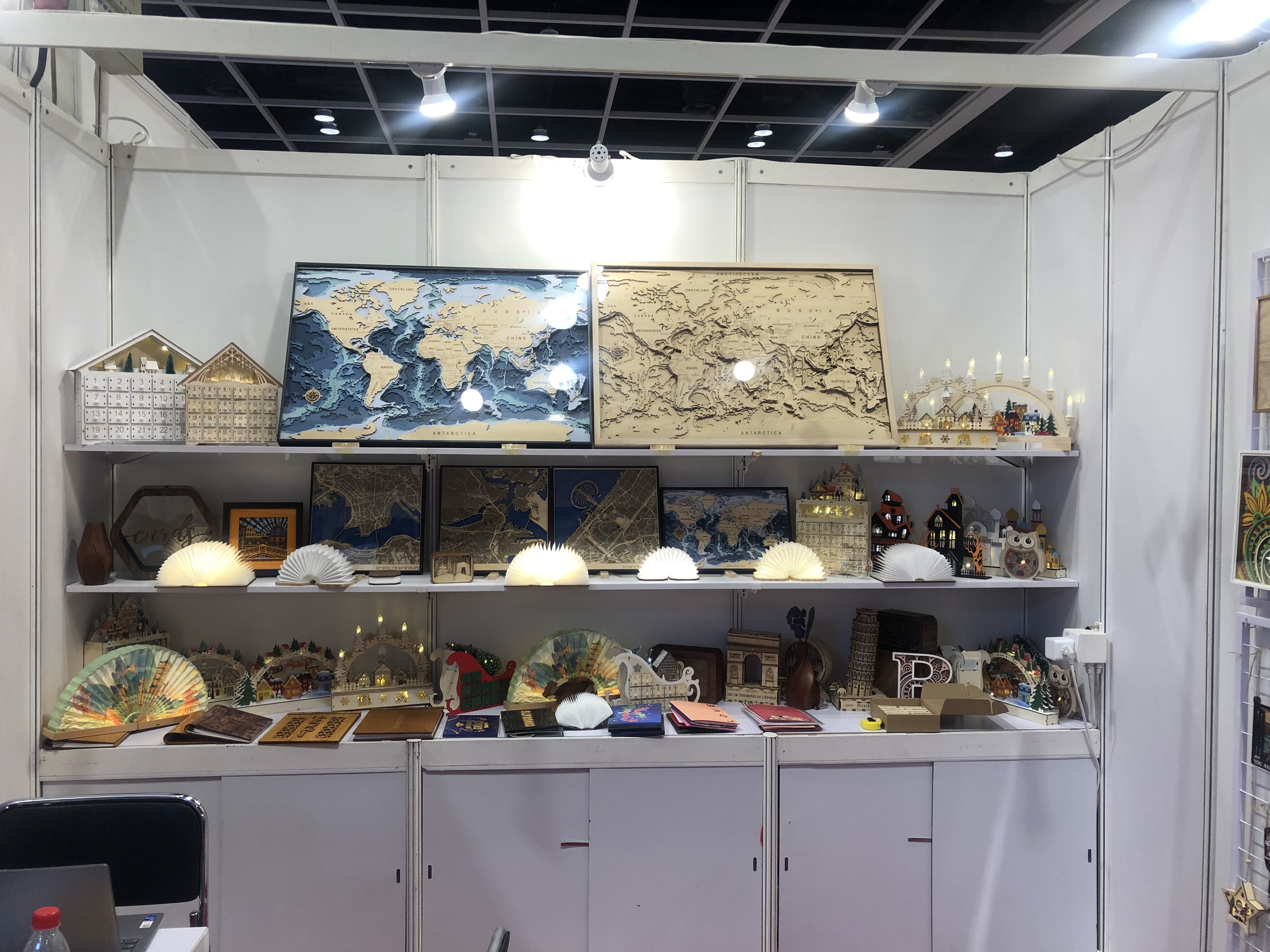 Under the movement of the control system and machine tool,