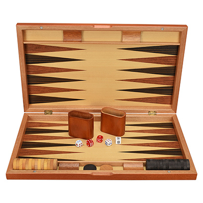 Meisterhaft gefertigte Backgammon-Sets: Zeitlose Spielbretter von Gumo Woodcrafts