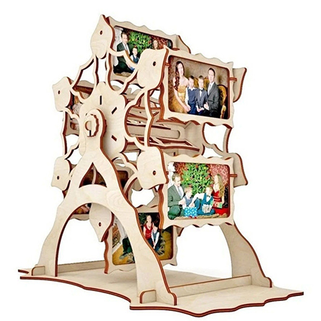 Wunderliche Erinnerungen: Handgefertigter Bilderrahmen aus Holz in Form einer rotierenden Windmühle und eines Riesenrads Wunderliche Erinnerungen: Handgefertigter Bilderrahmen aus Holz in Form einer rotierenden Windmühle und eines Riesenrads