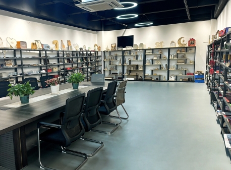 The Intricate Production Process Behind Gumowoodcrafts' Exquisite Wooden Art