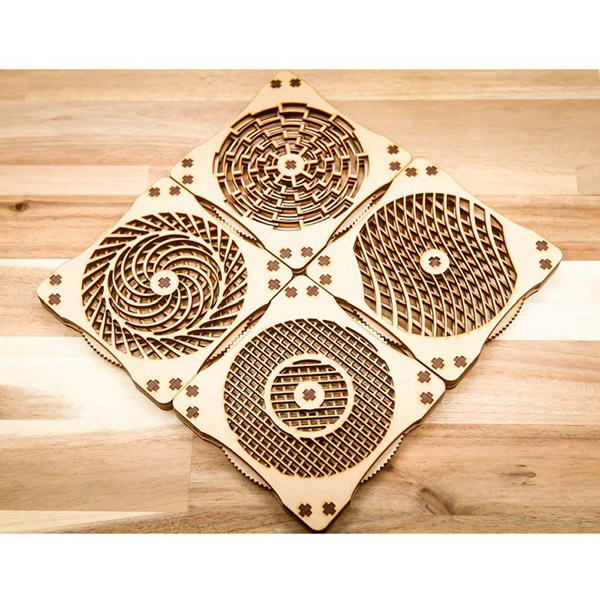 Kineettiset lasinaluset: Ainutlaatuiset puiset pyörivät alustat Gumowoodcraftsilta Kineettiset lasinaluset: Ainutlaatuiset puiset pyörivät alustat Gumowoodcraftsilta